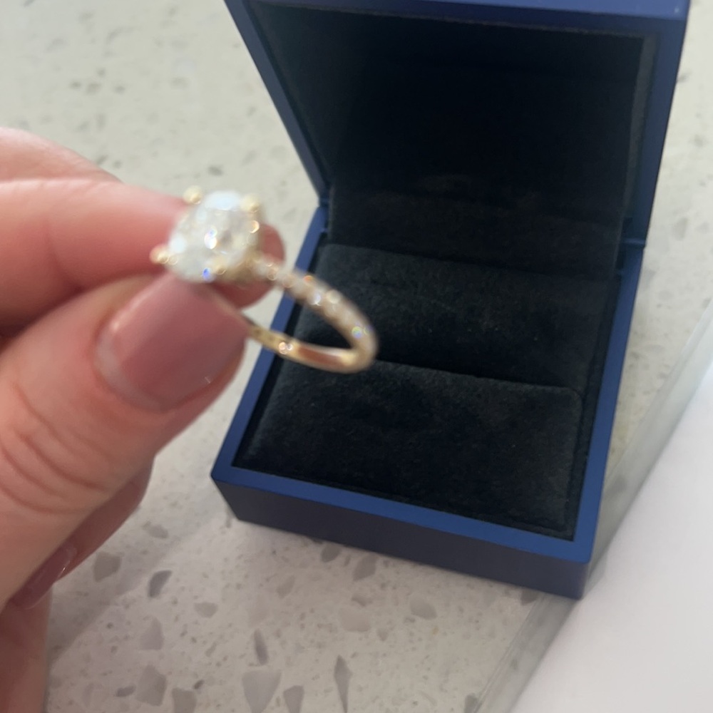 Lab Diamond - Picture 5 of 10